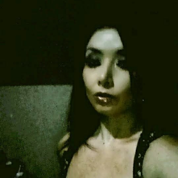 Meet your Posher, Hello - Picture 2 of 4